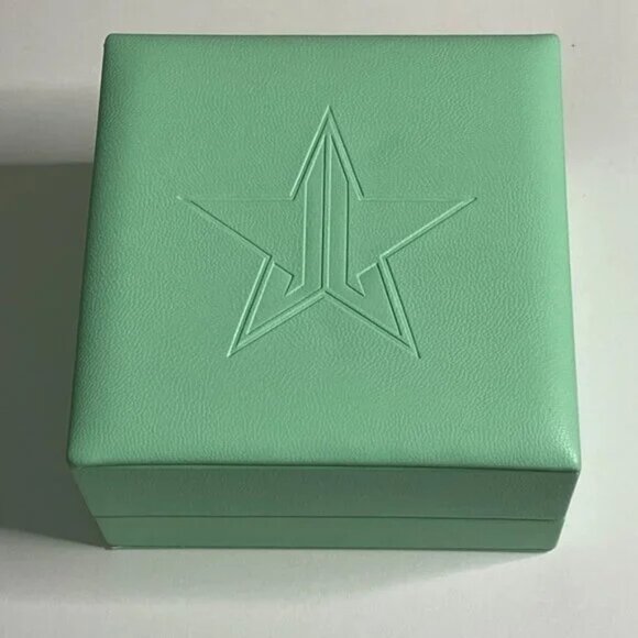 Jeffree Star | Extreme Frost Highlighting Powder in Cold Hard Cash - Picture 3 of 5